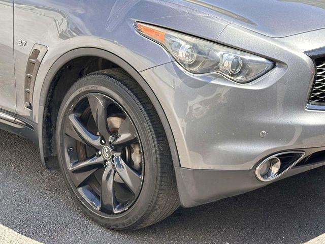 2017 INFINITI QX70 Base