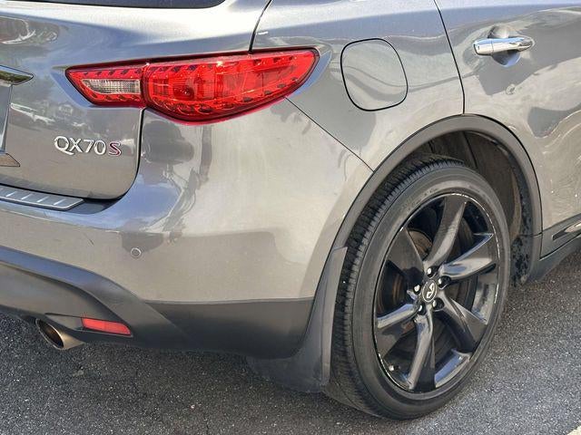 2017 INFINITI QX70 Base
