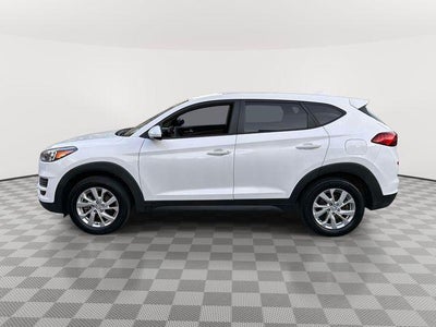2021 Hyundai TUCSON SE