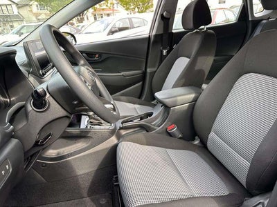 2023 Hyundai KONA SE