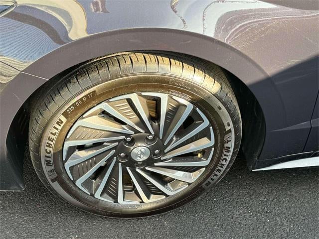 2023 Hyundai SONATA HYBRID SEL