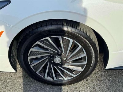 2023 Hyundai SONATA HYBRID SEL