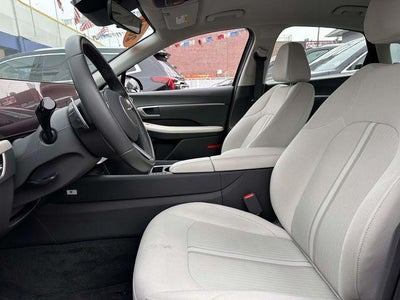 2025 Hyundai SONATA HYBRID SEL