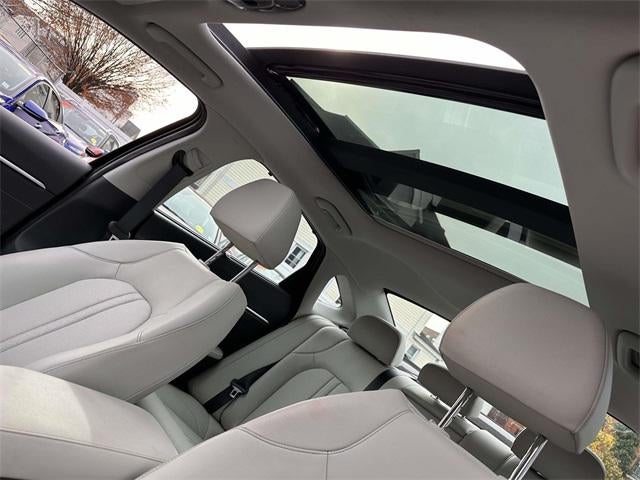 2024 Hyundai SONATA HYBRID Limited