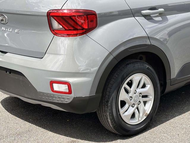 2023 Hyundai VENUE SE