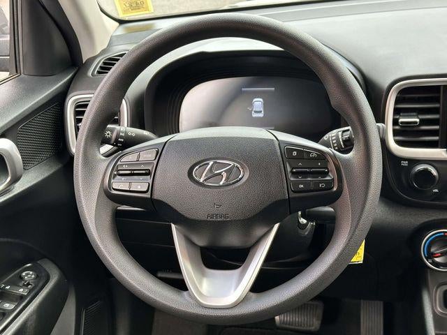 2023 Hyundai VENUE SE