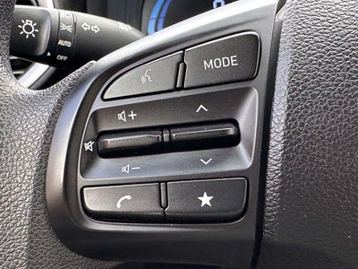 2023 Hyundai VENUE SE