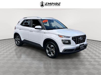 2023 Hyundai VENUE SEL
