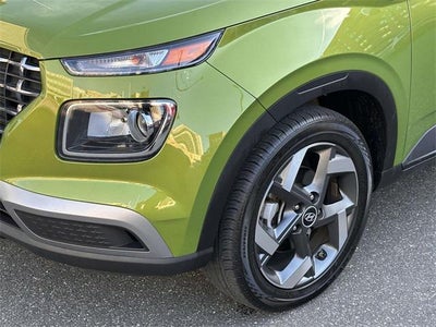 2024 Hyundai VENUE SEL