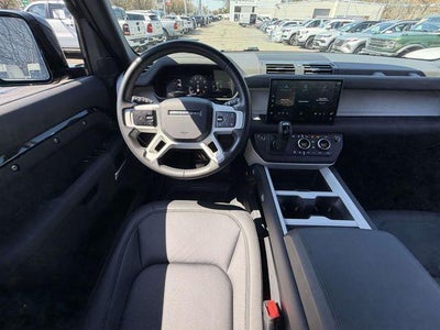 2025 Land Rover Defender 110 S