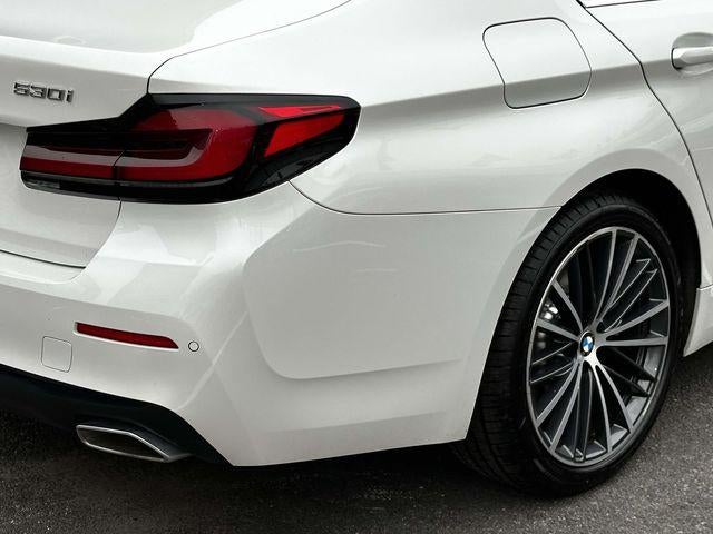 2023 BMW 5 Series 530i - Photo 11