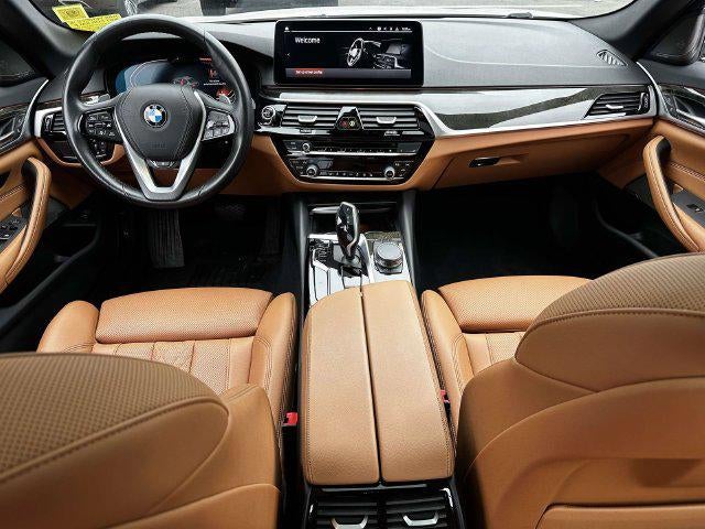 2023 BMW 5 Series 530i - Photo 16