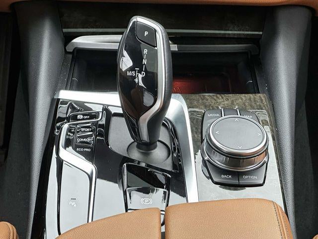 2023 BMW 5 Series 530i - Photo 19