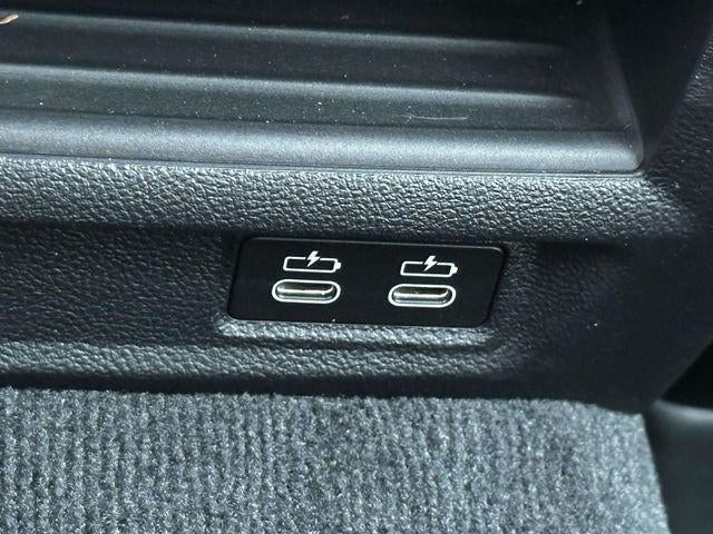 2023 BMW 5 Series 530i - Photo 21