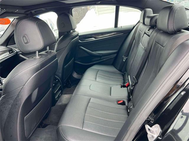 2022 BMW 530 i xDrive