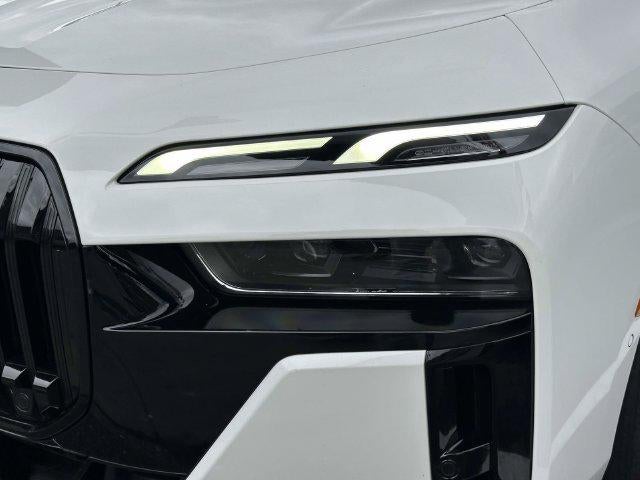2023 BMW 760 760i xDrive