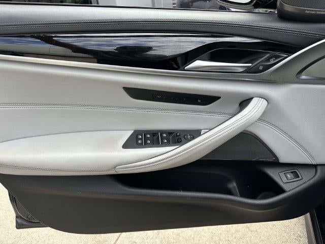 2023 BMW M5 Sedan