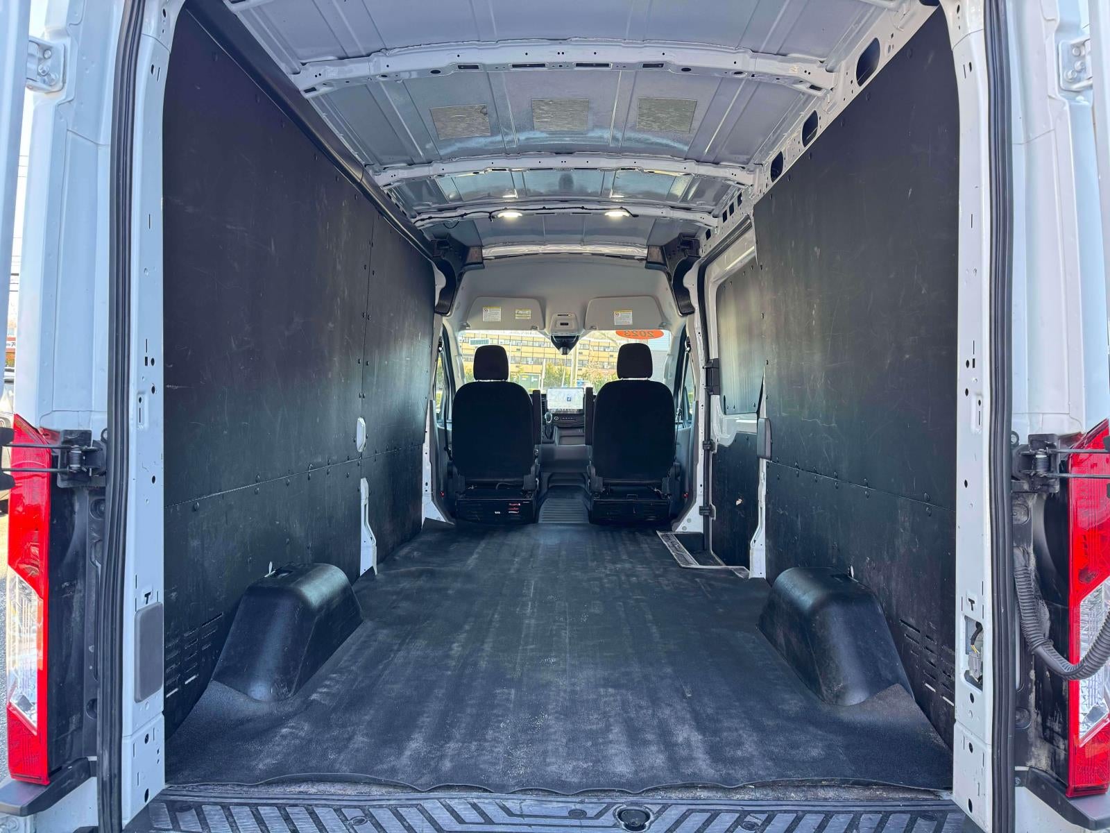 2023 Ford Transit-250 Cargo Base