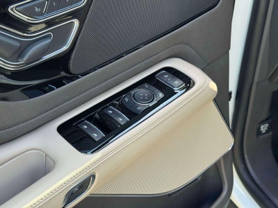 2023 Lincoln Aviator Standard