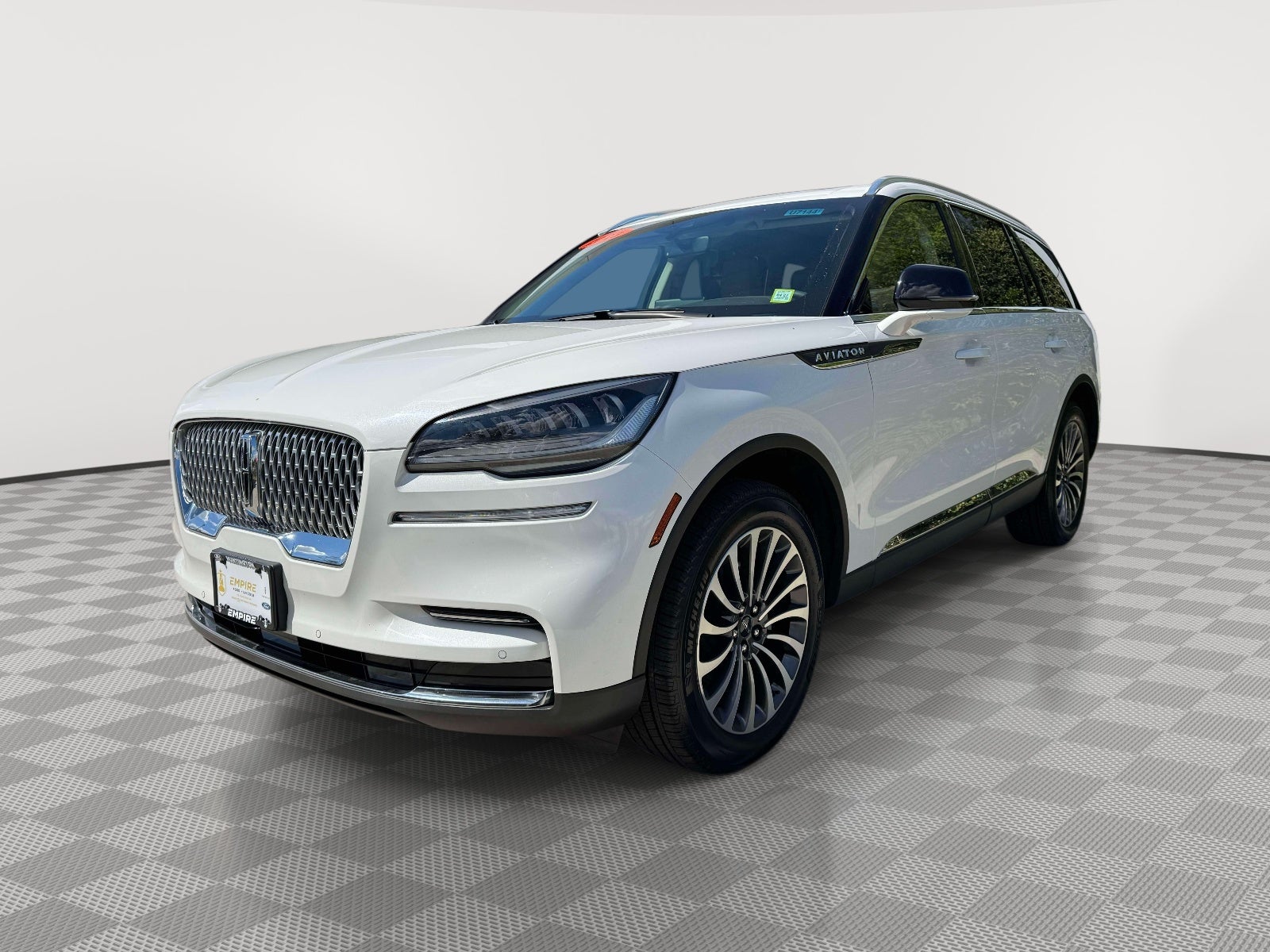 2023 Lincoln Aviator Standard