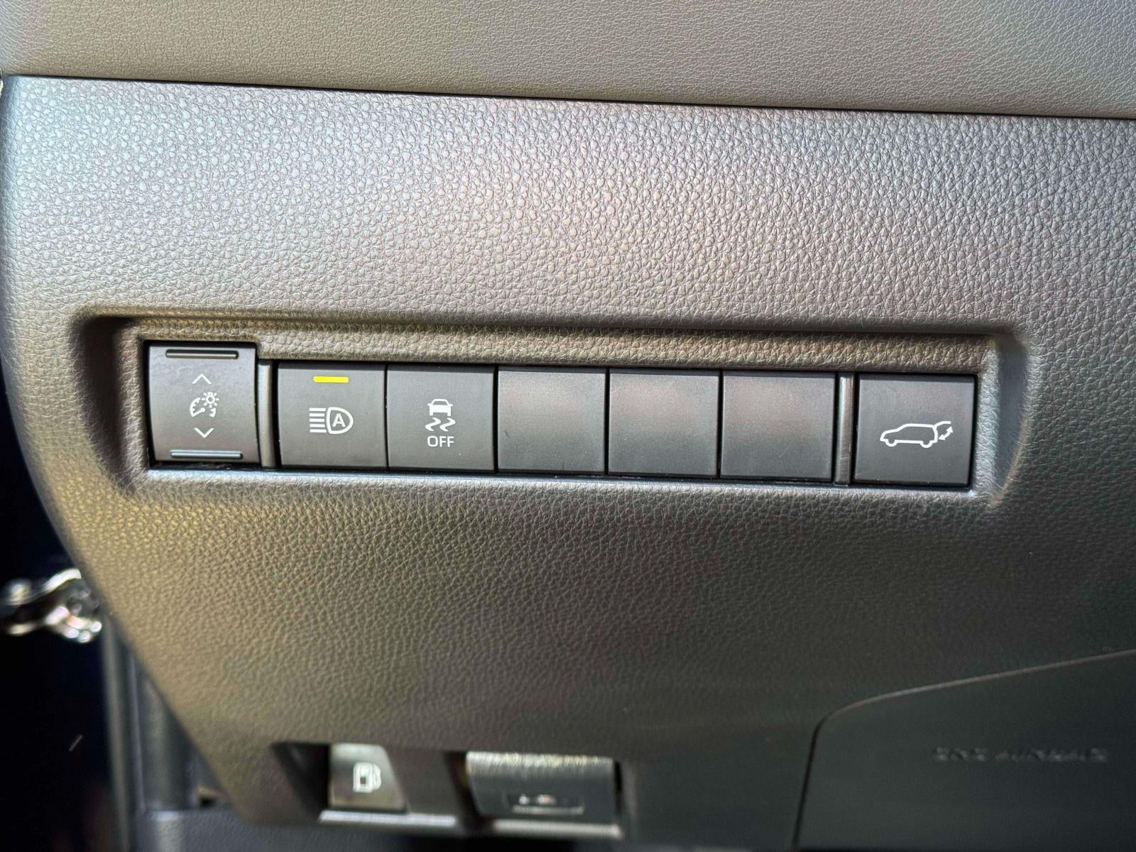 2021 Toyota Venza LE