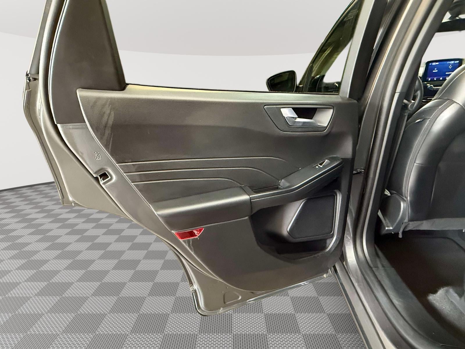2025 Ford Escape ST-Line Select