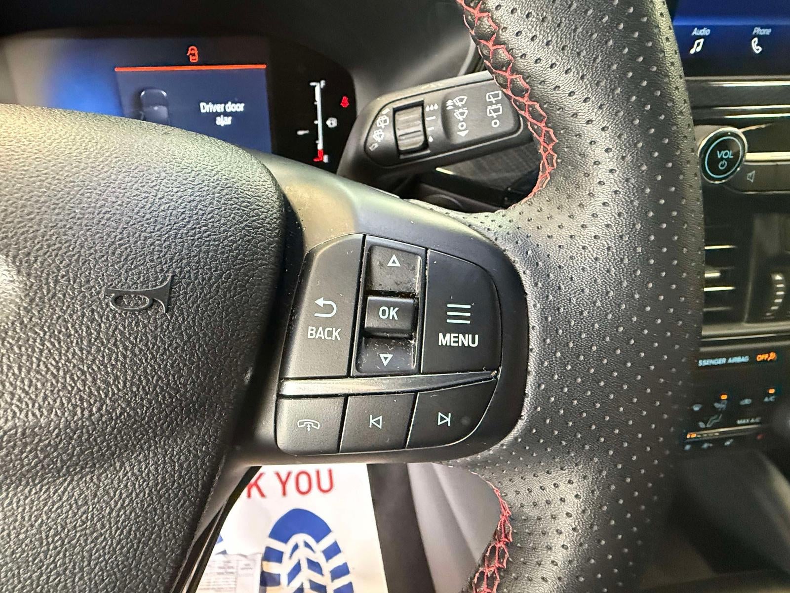 2025 Ford Escape ST-Line Select