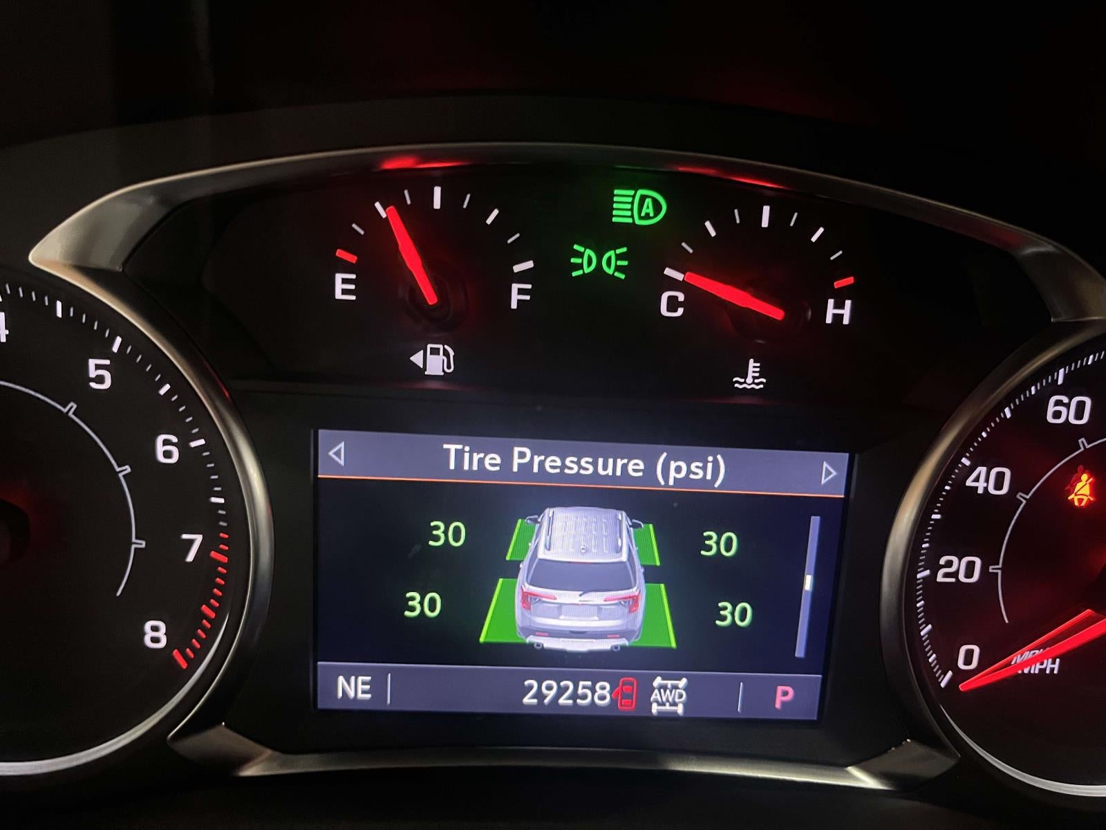 2023 GMC Acadia AWD SLT