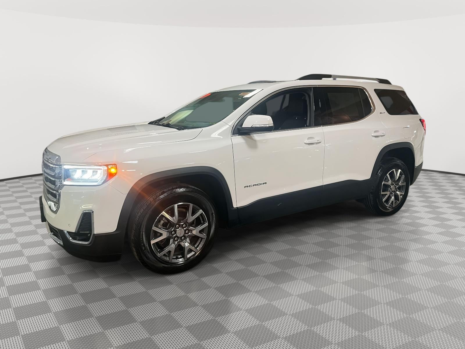 2023 GMC Acadia AWD SLT