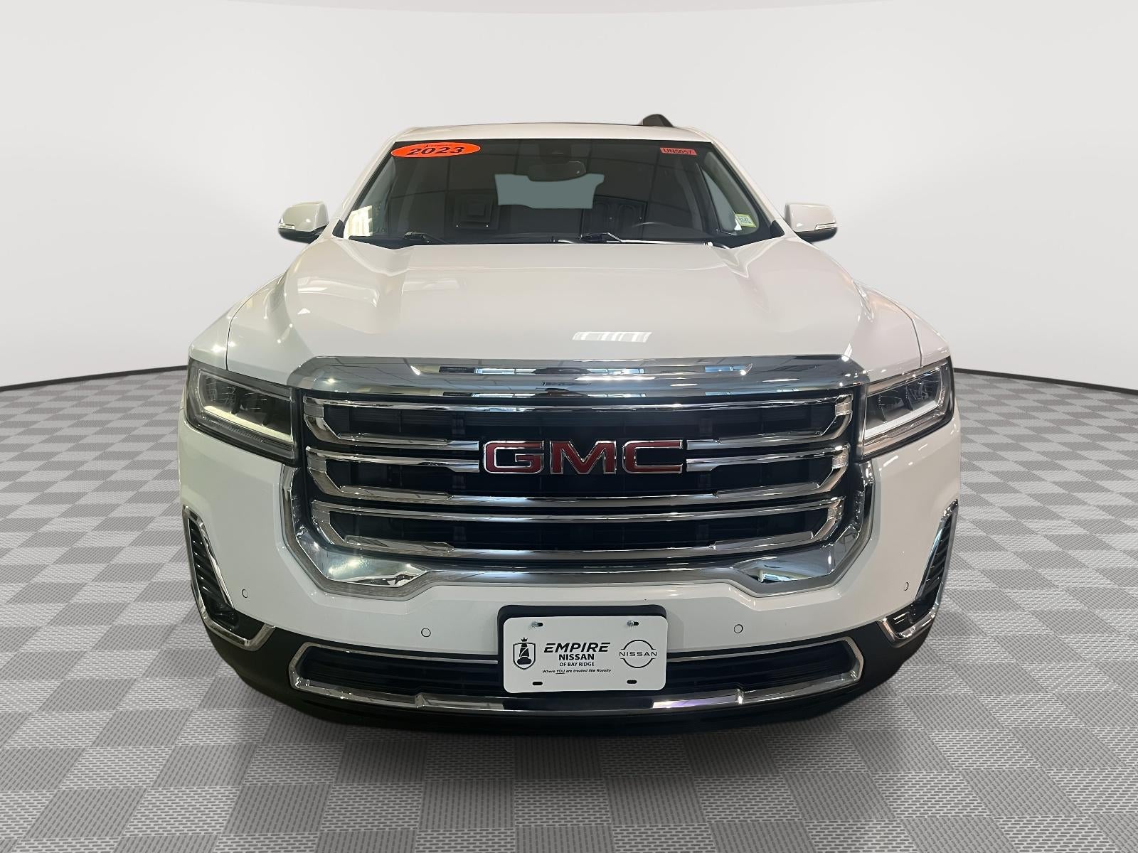 2023 GMC Acadia AWD SLT