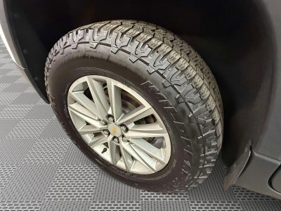 2023 Chevrolet Traverse AWD LT Cloth