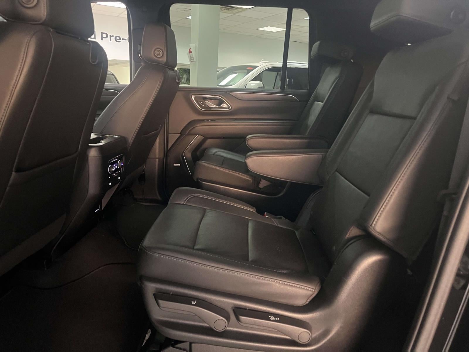 2024 Chevrolet Suburban 4WD LT