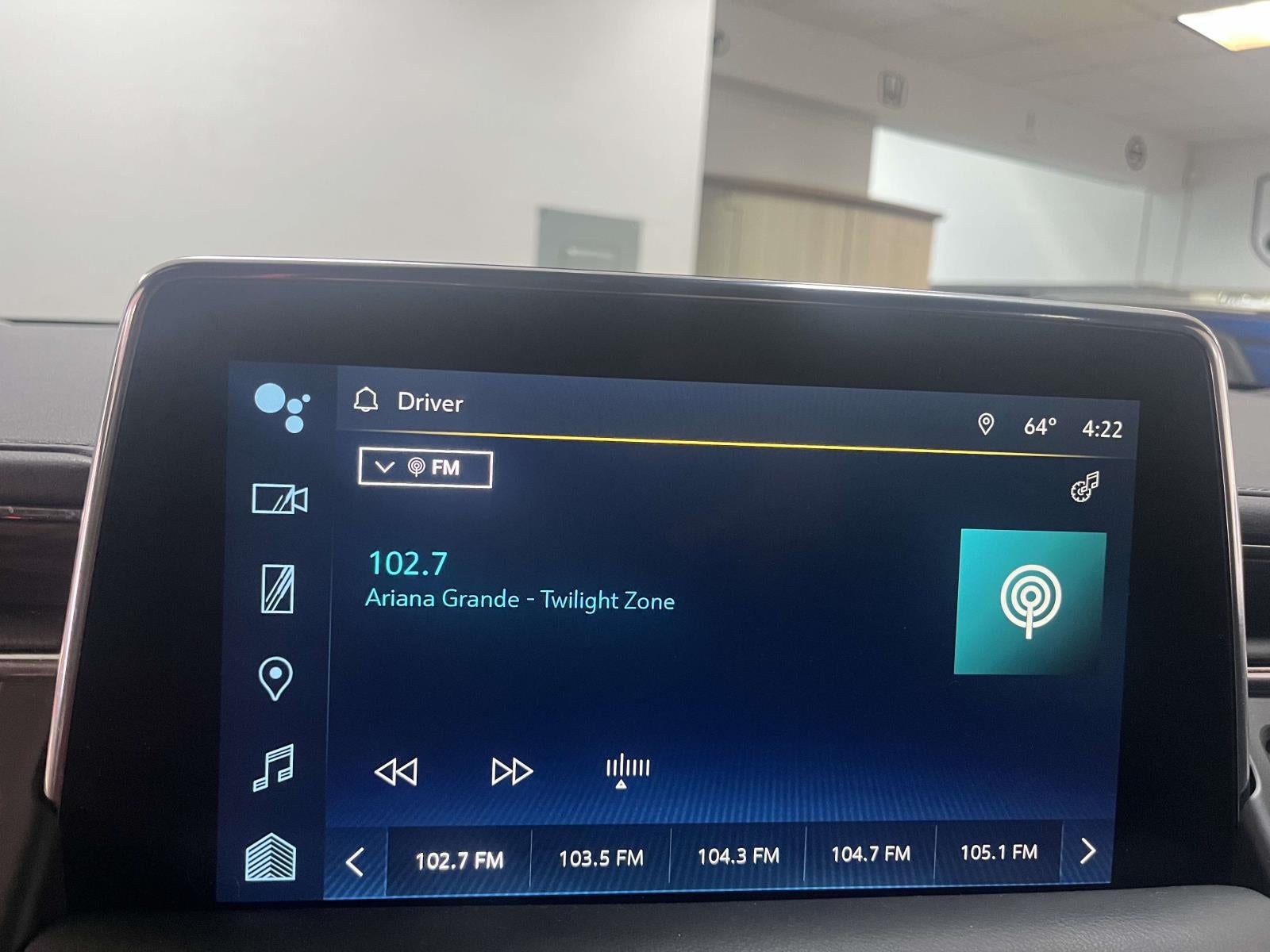 2024 Chevrolet Suburban 4WD LT