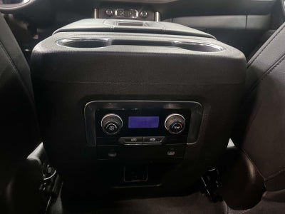 2024 Chevrolet Suburban 4WD LT