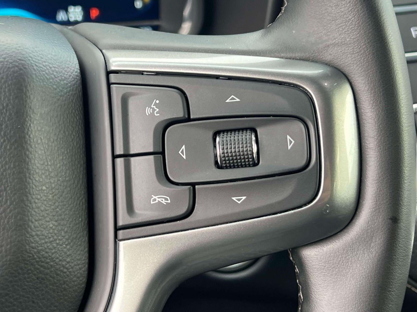 2024 Chevrolet Suburban 4WD Premier