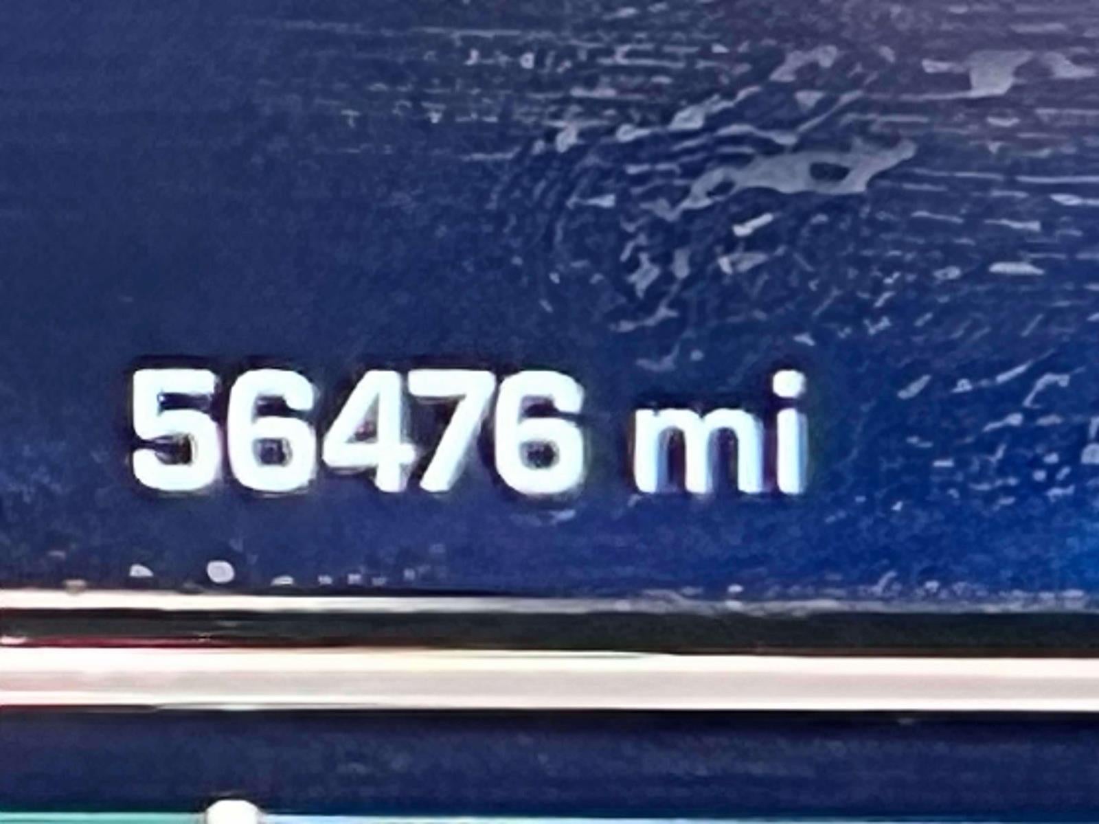 2024 Chevrolet Suburban 4WD Premier