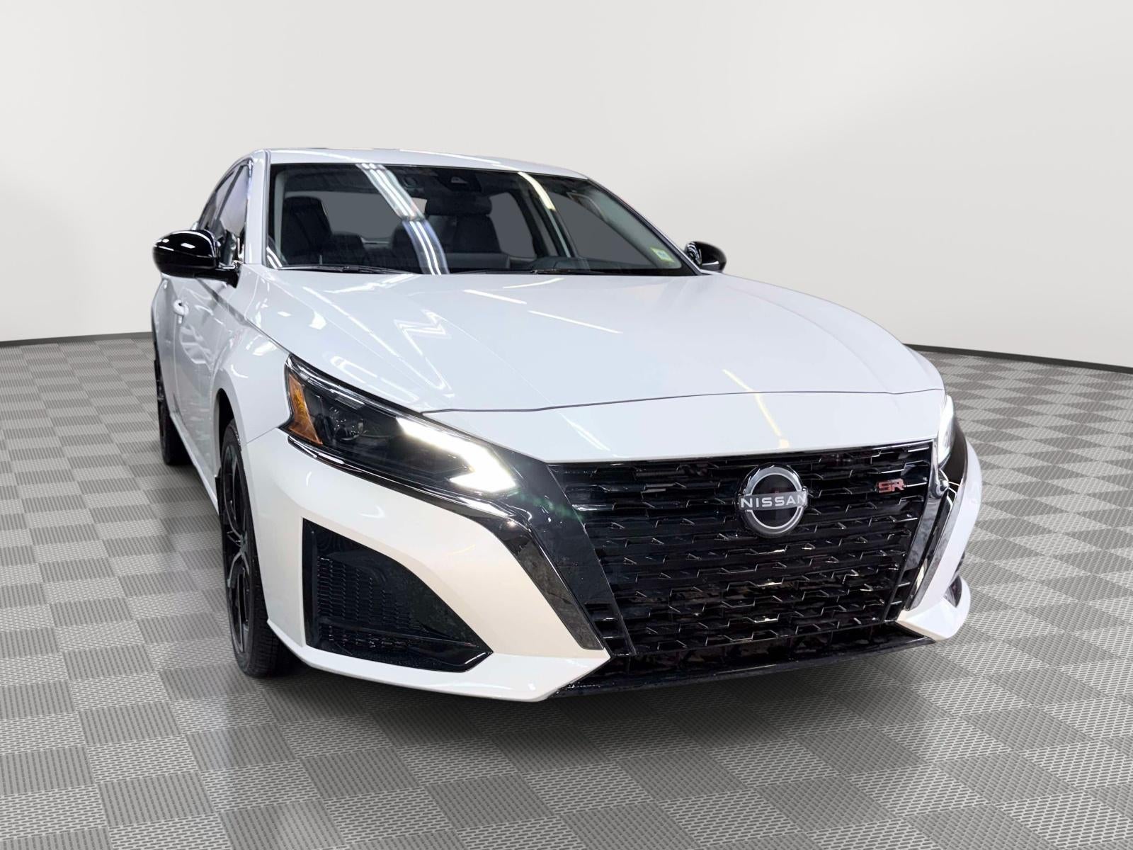 2025 Nissan Altima SR AWD