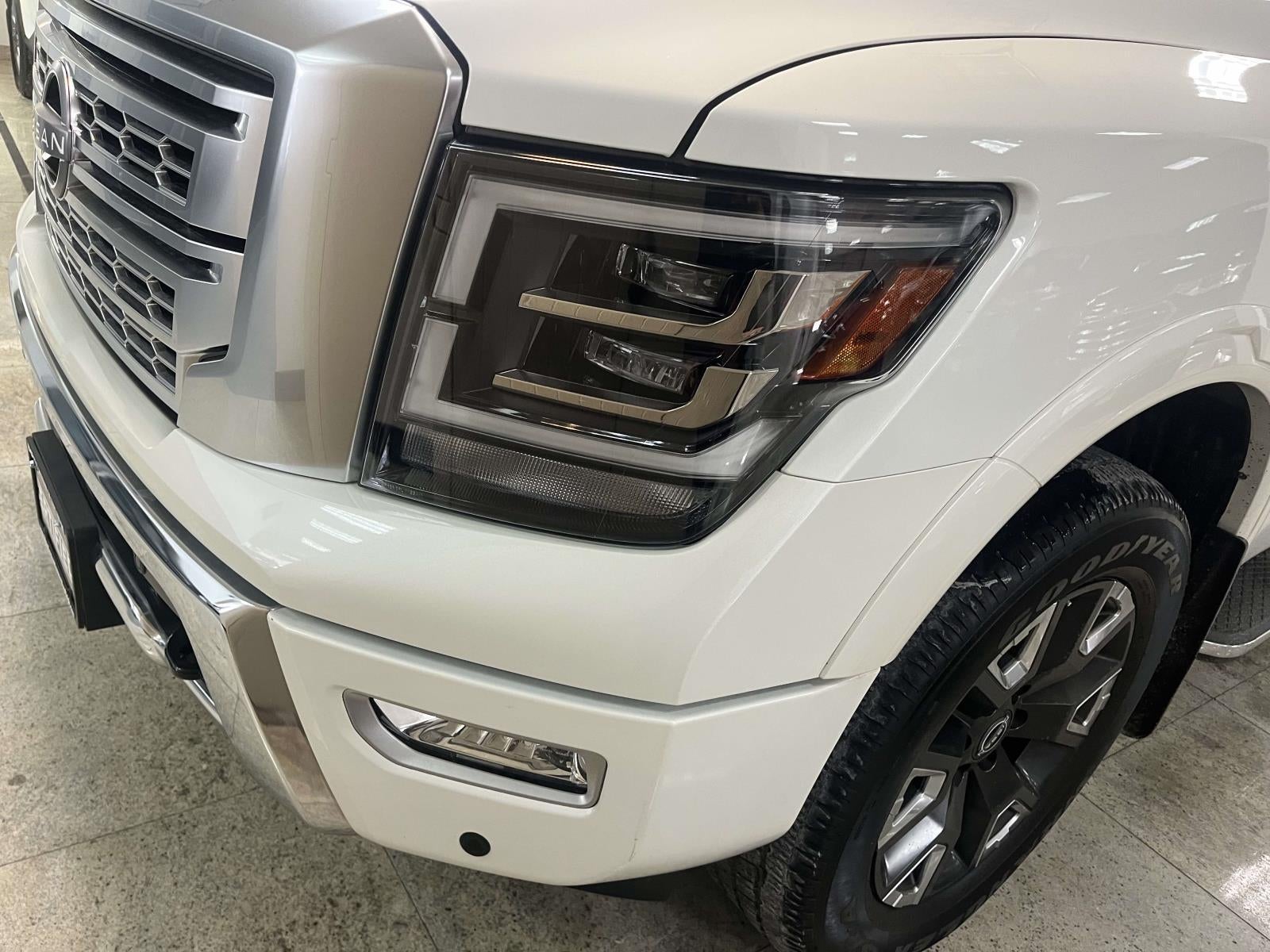2023 Nissan TITAN Crew Cab Platinum Reserve 4x4