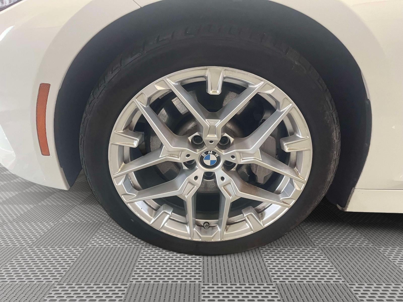 2025 BMW 330i 330i