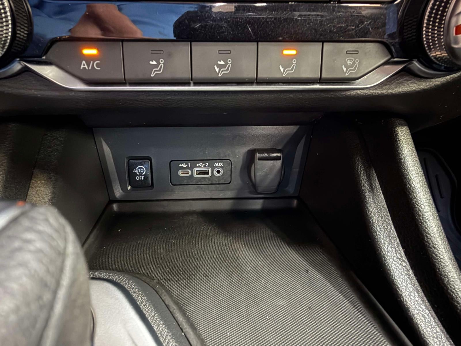 2024 Nissan Sentra SV Xtronic CVT