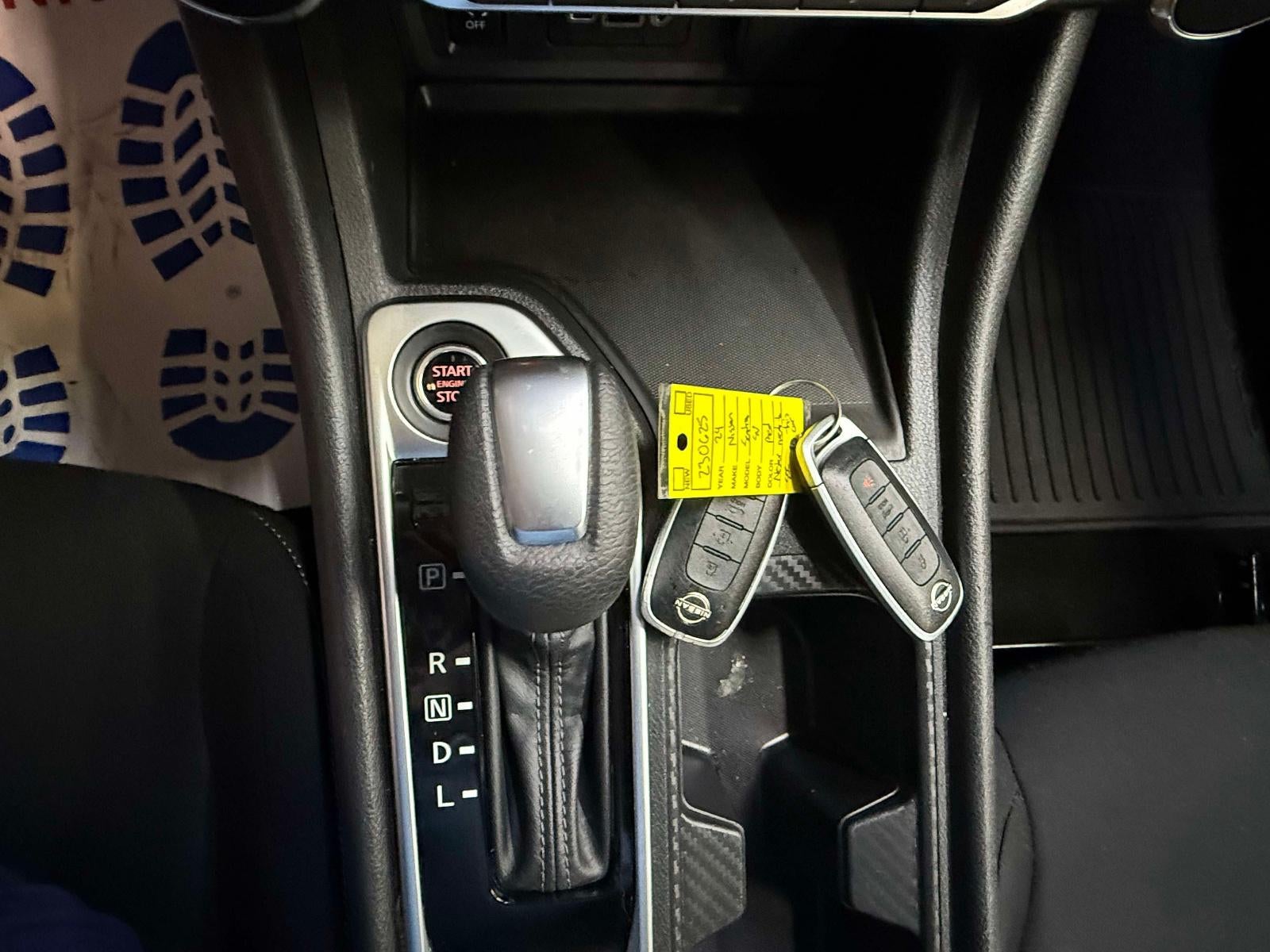 2024 Nissan Sentra SV Xtronic CVT