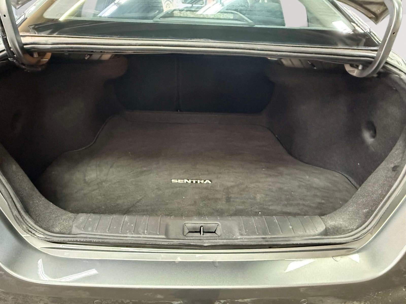 2023 Nissan Sentra SV Xtronic CVT