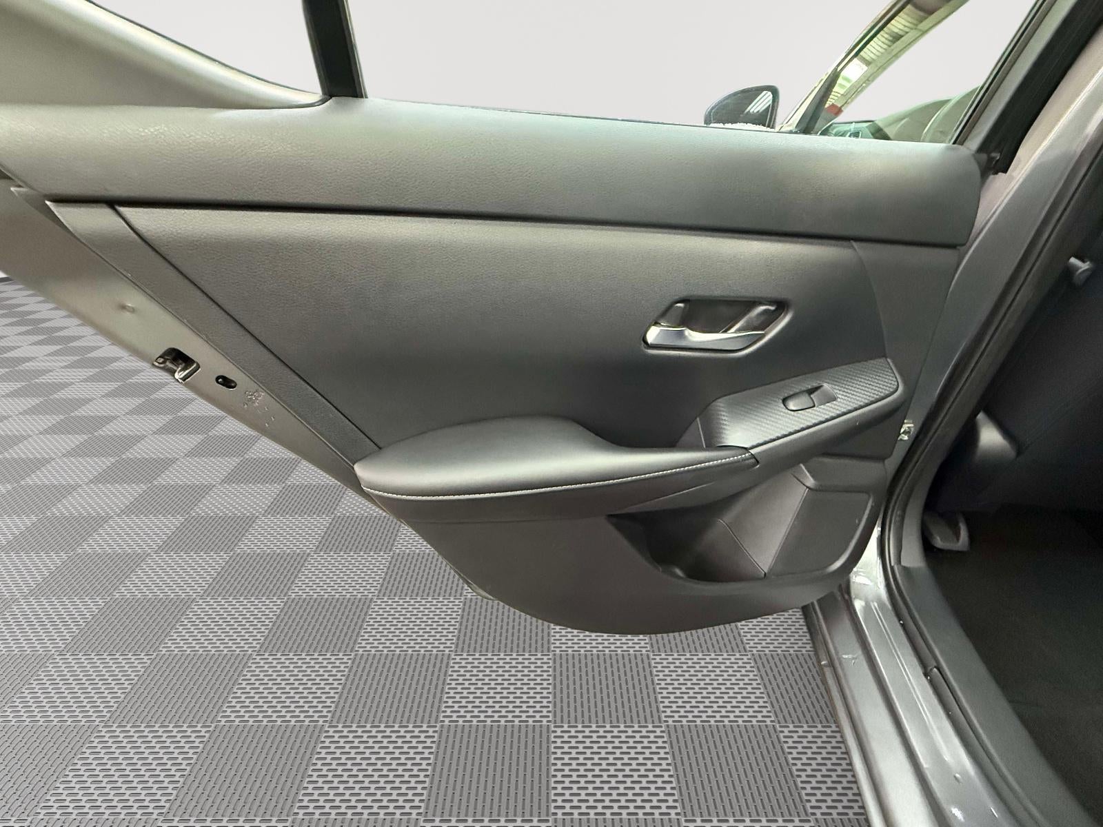 2023 Nissan Sentra SV Xtronic CVT