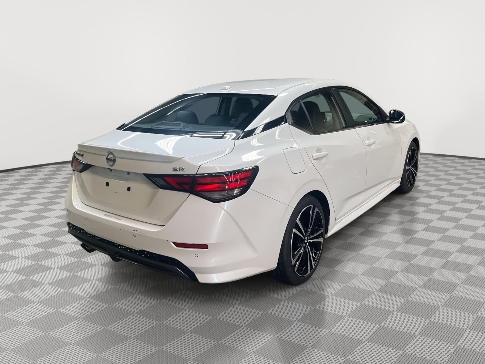 2023 Nissan Sentra SR Xtronic CVT