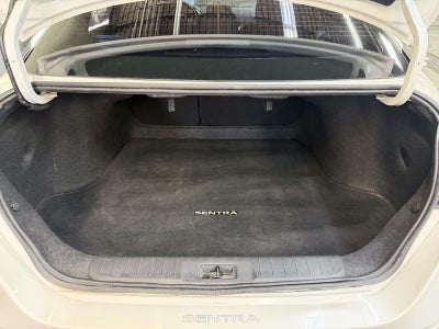 2022 Nissan Sentra SR Xtronic CVT