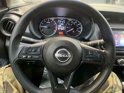 2024 Nissan Kicks S Xtronic CVT