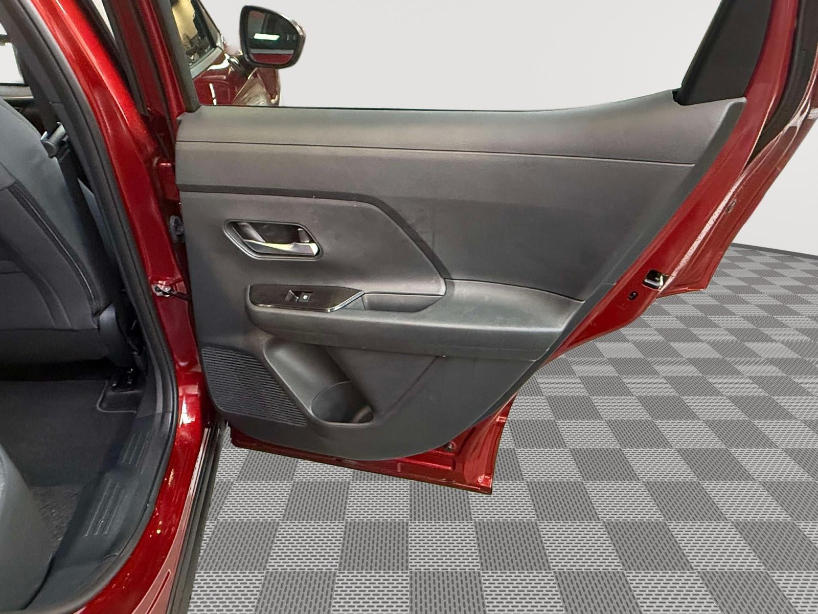2025 Nissan Kicks SV Intelligent AWD