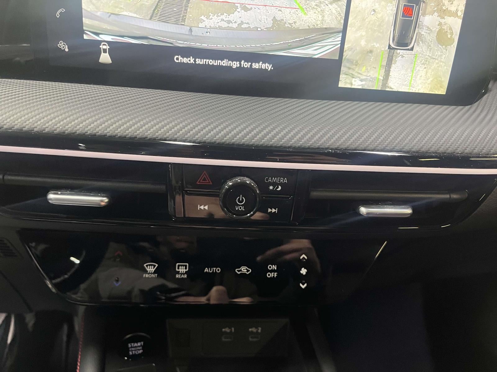 2025 Nissan Kicks SR Intelligent AWD