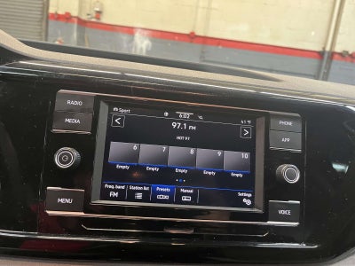 2022 Volkswagen Taos 1.5T S