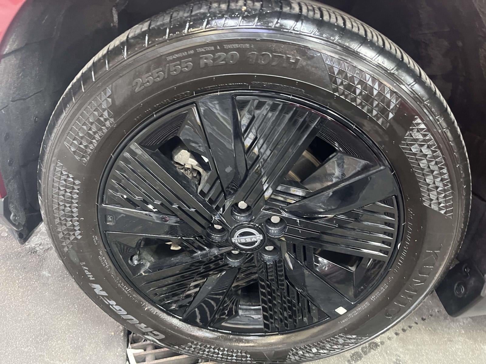 2025 Nissan Murano SV